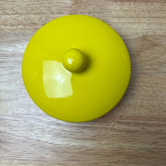 Peanuts Snoopy Easter Ceramic Canister with Lid - NWT - Picture 6 of 7